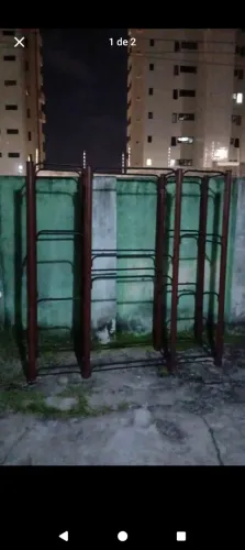 Estante de ferro