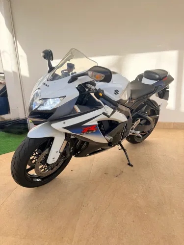 Suzuki GSX-R 750 SRAD