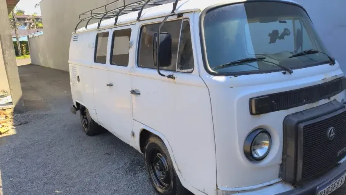 Volkswagen Kombi 1.6 8v Diesel Mec. 1982