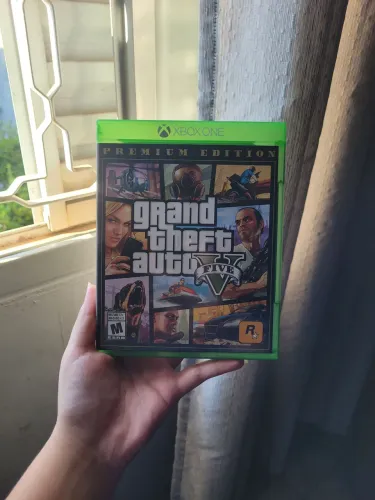 GTA 5 (Grand Theft Auto Five) Premium Edition, Xbox One