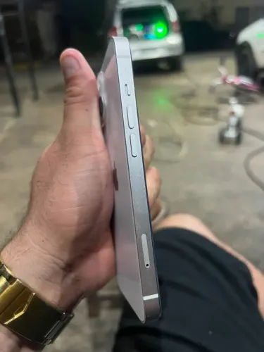 iPhone 13 branco