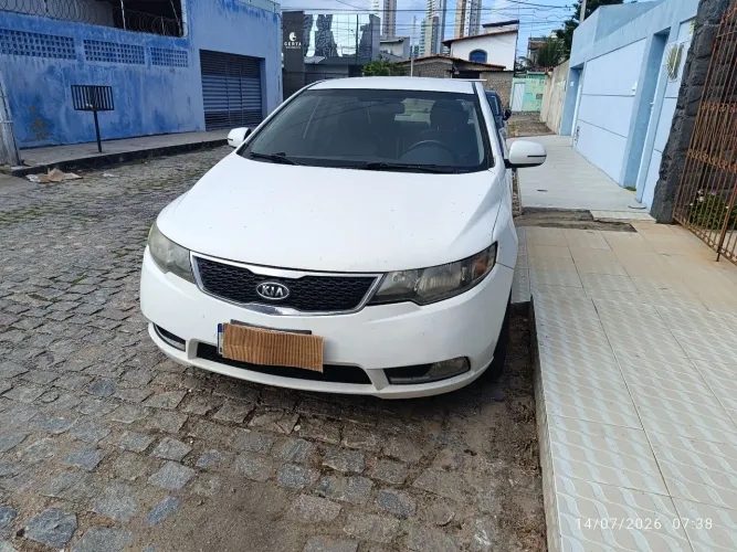 Kia Motors Cerato 1.6 16V Aut. 2013