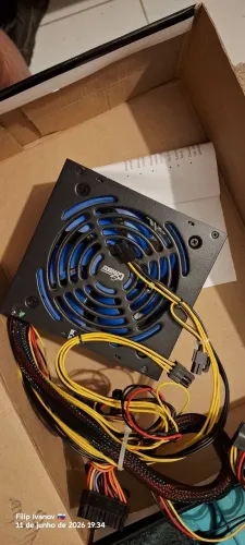 Placa de vídeo e fonte