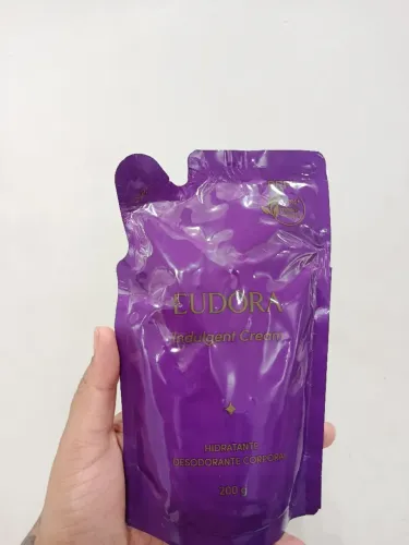 Refil hidratante corporal Eudora Roxo