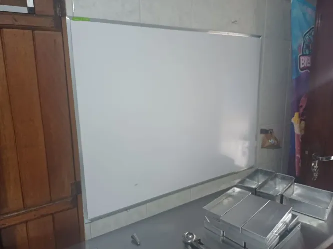 Quadro lousa branca grande