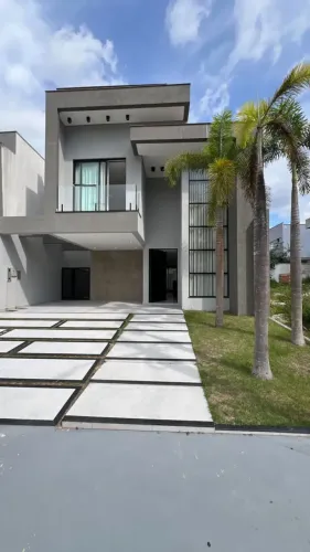 Casa Duplex no Mosaico Ponta Negra com 3 Suítes sendo 1 com Varanda | mobiliado