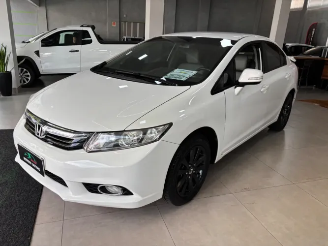 Honda Civic Sedan LXR 2.0 Flexone 16V Aut. 4P 2014