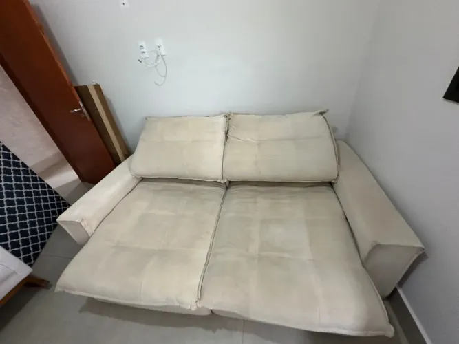 Sofá Retrátil/Reclinável 2,20m Muito Confortável - R$1100