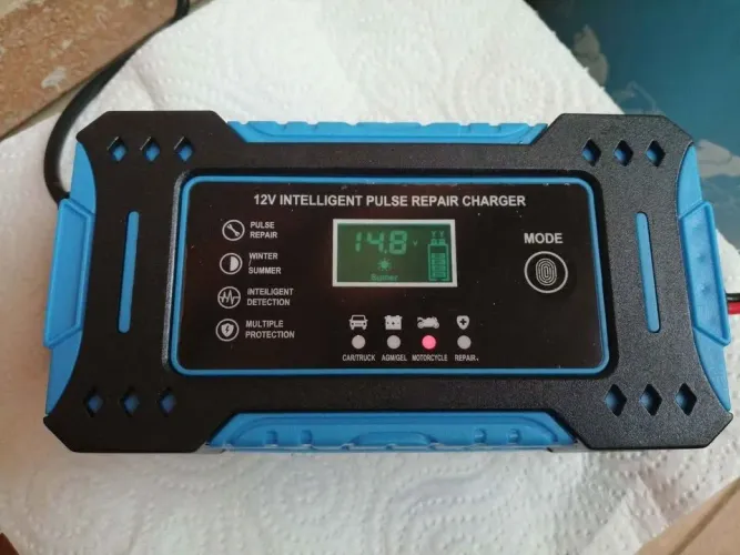 ? Carregador Automotivo 12V 6A - Potência e segurança para sua bateria!