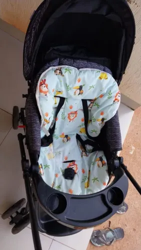Vende - se carrinho de bebê