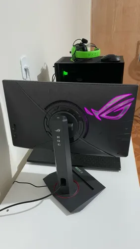 ROG STRIX 380Hz 24.5 pol / 0.3 ms / XG259QNG