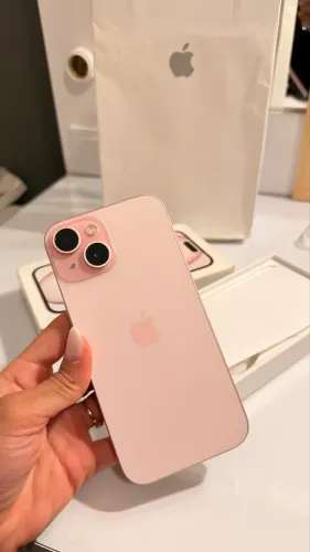 iPhone 15