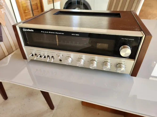 Receiver Gradiente STR 1250
