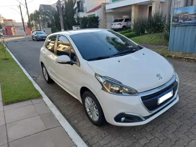 Peugeot 208 Active Pack 1.2 Flex 12V 5P Mec. 2017