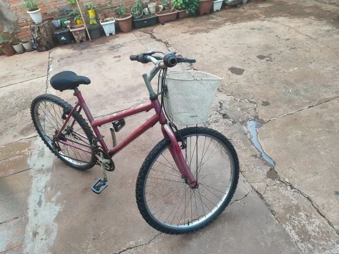 Bicicleta de Passeio - Aro 26 - Pronta para uso