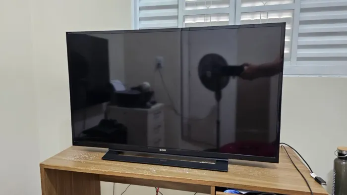TV LED Sony 40" Ótimo estado 