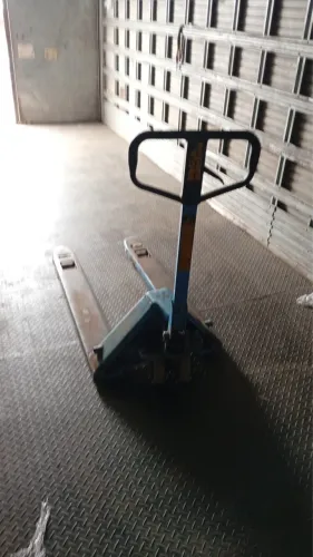 PALETEIRA TM2500 Seminova 