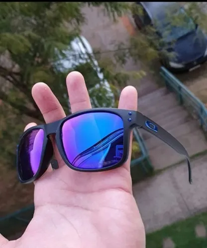 Óculos Oakley Holbrook na caixa promoção 129,99
