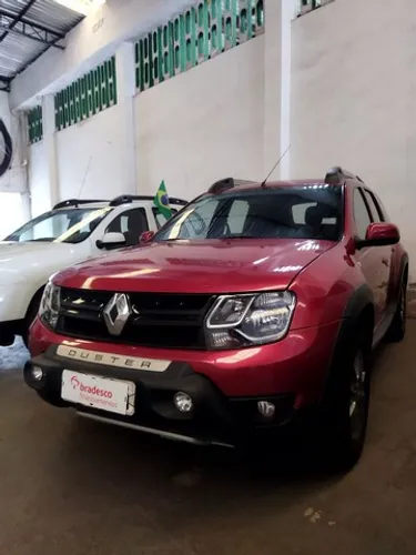 RENAULT DUSTER AUTOMÁTICA