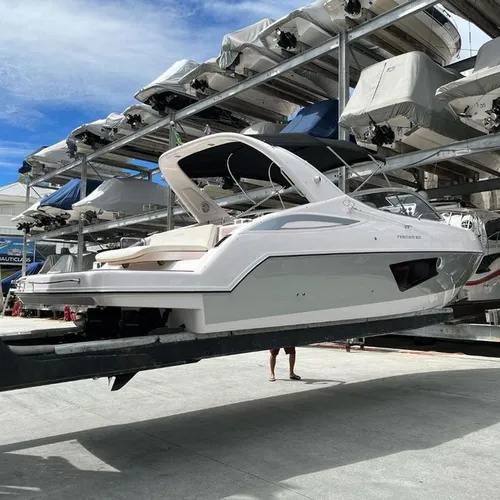 PHANTOM 303- 2017 X2 MERCRUISER 220 HP Ñ FOCKER TRITON ARMADA CIMITARRA REAL 