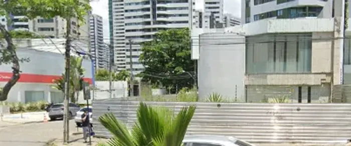 Alugo casa na Domingos Ferreira com 506m comercial