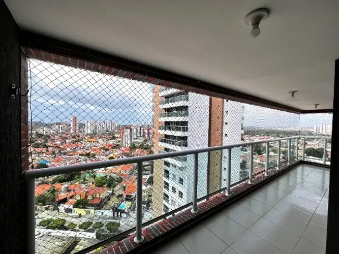 Vendo apartamento em Capim Macio, 2 quartos, 1 suíte, 67m2 privativo e Varanda espaçosa.