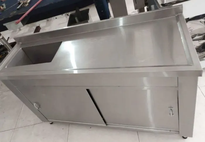 Gabinetes inox para lanchonete, cozinha industrial sob medida