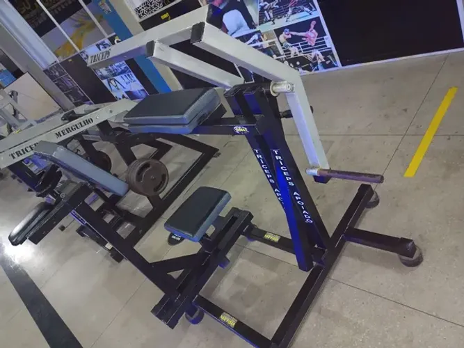 Tríceps apoiado máquina