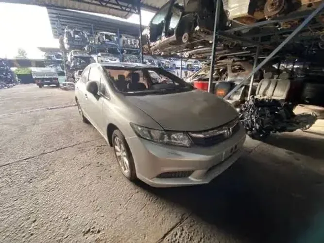 Sucata civic 2011