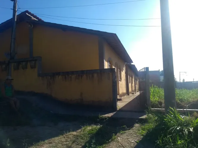 Alugo Casa em Vila Ambiente Familiar Sto Antônio
