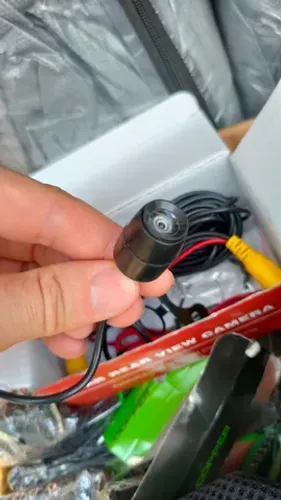 camera de ré com cabos obs não instalo só vendo