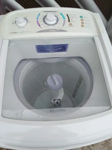 Máquina de Lavar Roupa Electrolux 10kg Turbo Economia