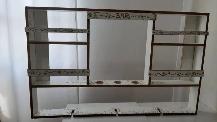 Barzinho de Parede Artesanal Branco Novo 