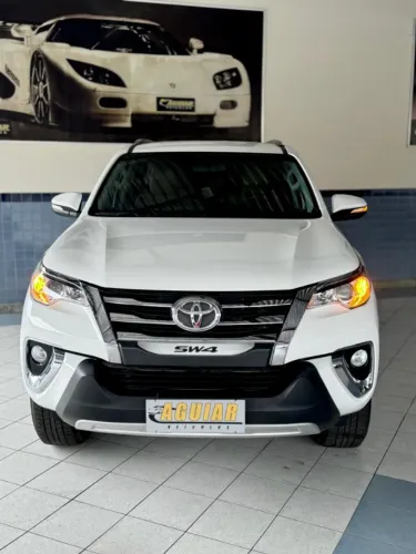 Toyota Hilux 2017 SW4 SR 4X2 2.7/ 2.7 Flex 16V Aut.