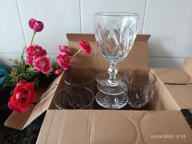 Conjunto de Taças de Vidro Cristal .