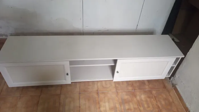 Rak semi novo