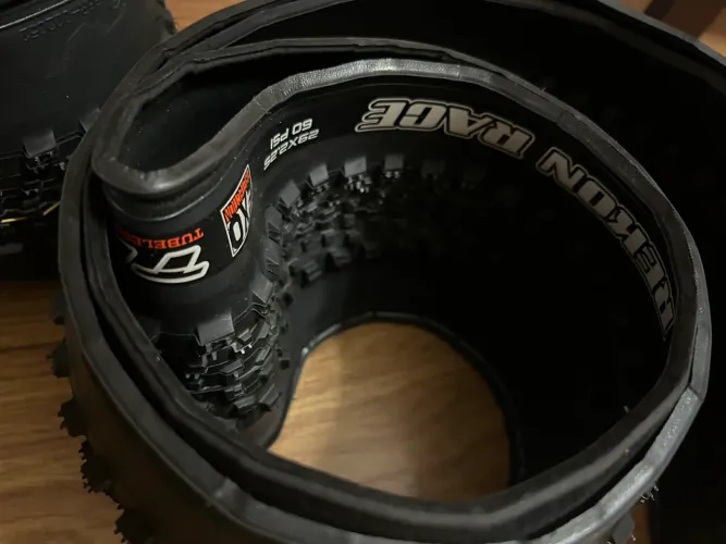 Par de pneus Maxxis Rekon Race 29x2.25 