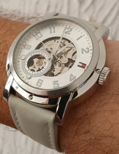 Relógio automático original TOMMY HILFIGER Open Heart muito bonito e raro