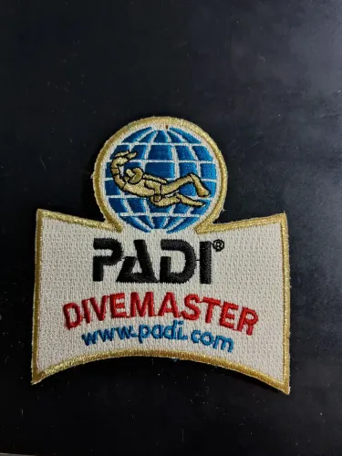 Bordado PADI Divemaster