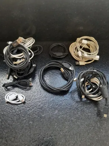 Cabos USB para Celular - Diversos Modelos