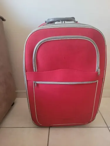 Mala de Viagem Vermelha