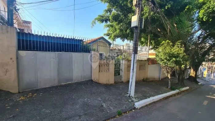 Terreno plano 10x40 à venda no Planalto Paulista com 400m²
