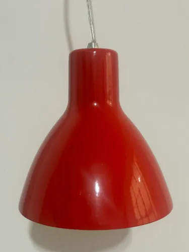 Lustre vermelho
