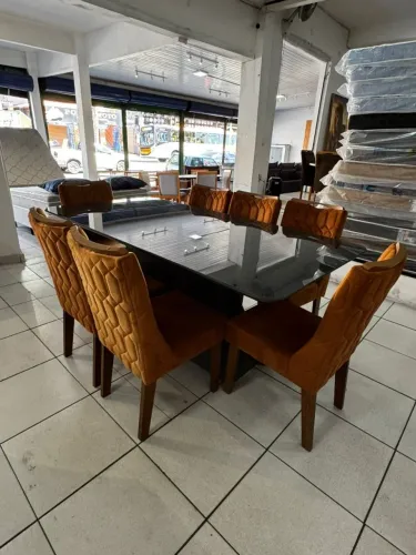 Mesa Para Sala De Jantar Com Cadeiras Tampo Laqueado