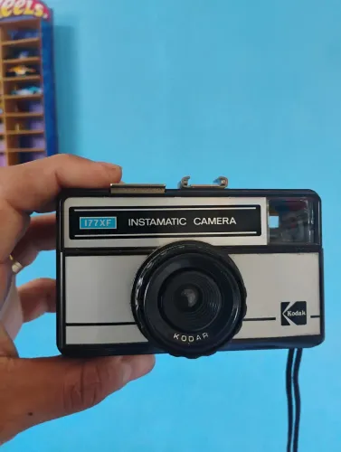 Câmera Analogica Instamatic Kodak 177XF