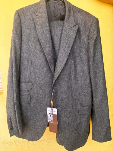 Terno Gucci Original Nunca usado 