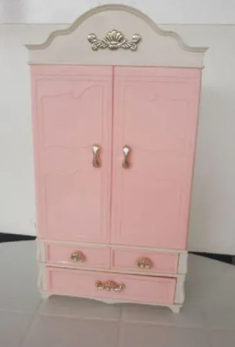 guarda roupa / closet da barbie anos 80