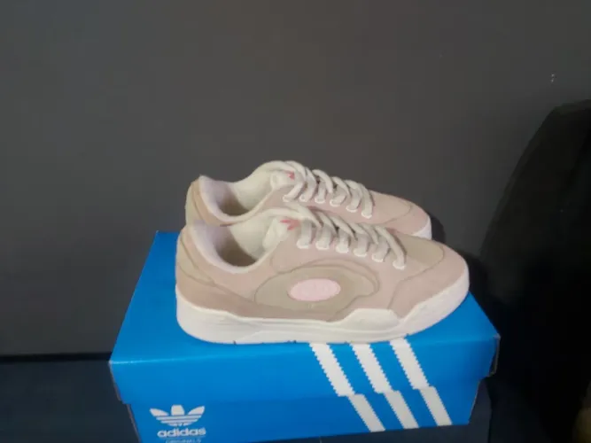Tênis Adidas Originals - Rosa