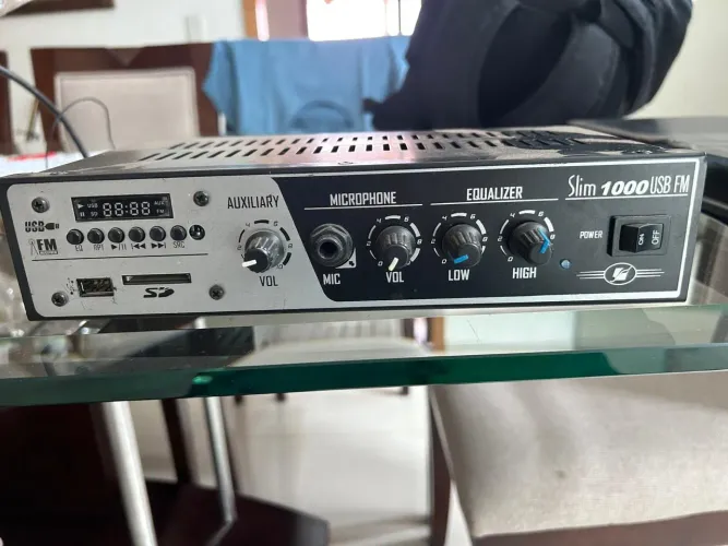 Som Automotivo Slim 1000 USB FM