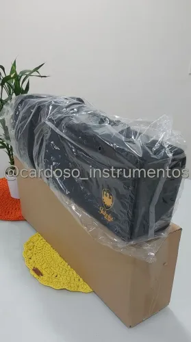 Saxofone Soprano Jahnke JSSH001-( Novo )